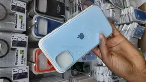 Flossy Silicone Case for iPhone 14 Plus With Microfiber Lining