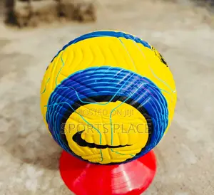 Nike Aerowsculpt Tech Flight Academy Speedball Football Matchball