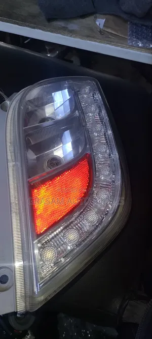 Toyota Diatsu Mira Taillight