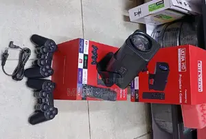 Hy320 Projector With Gaming Pad