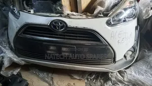 Toyota Sienta 2015 Nosecut