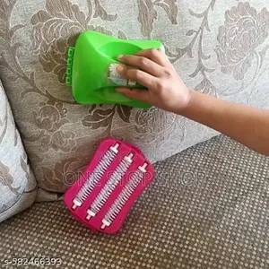 2pcs Handhend Carpet Brush With Dust Crumb Collector