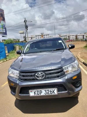 Toyota Hilux 2023 Matt Black