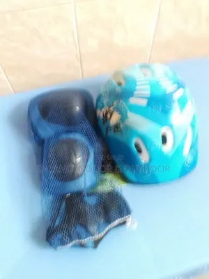 Skating And Bike Helmet, Elbow, Knee And Hand Pads=7 Pieces