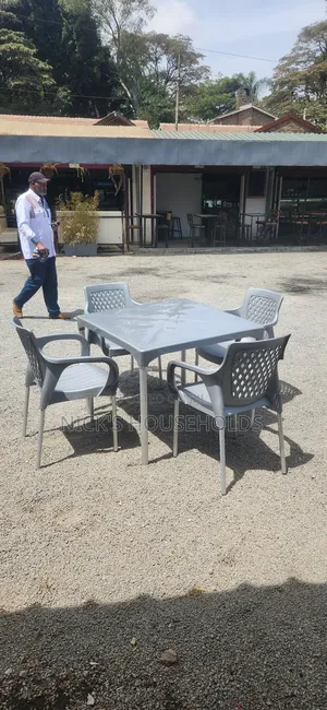 Rosa Chairs With Metal Legs With Square Plastic Table Set