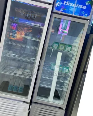 Hisense 222 L Showcase Chiller Refrigerator – Efficient Stylish