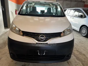 Nissan NV200 2018 White