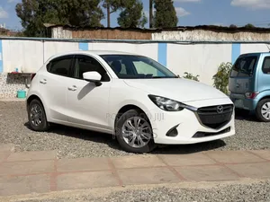Mazda Demio 2018 White