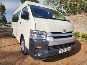 Toyota HiAce 2023 White