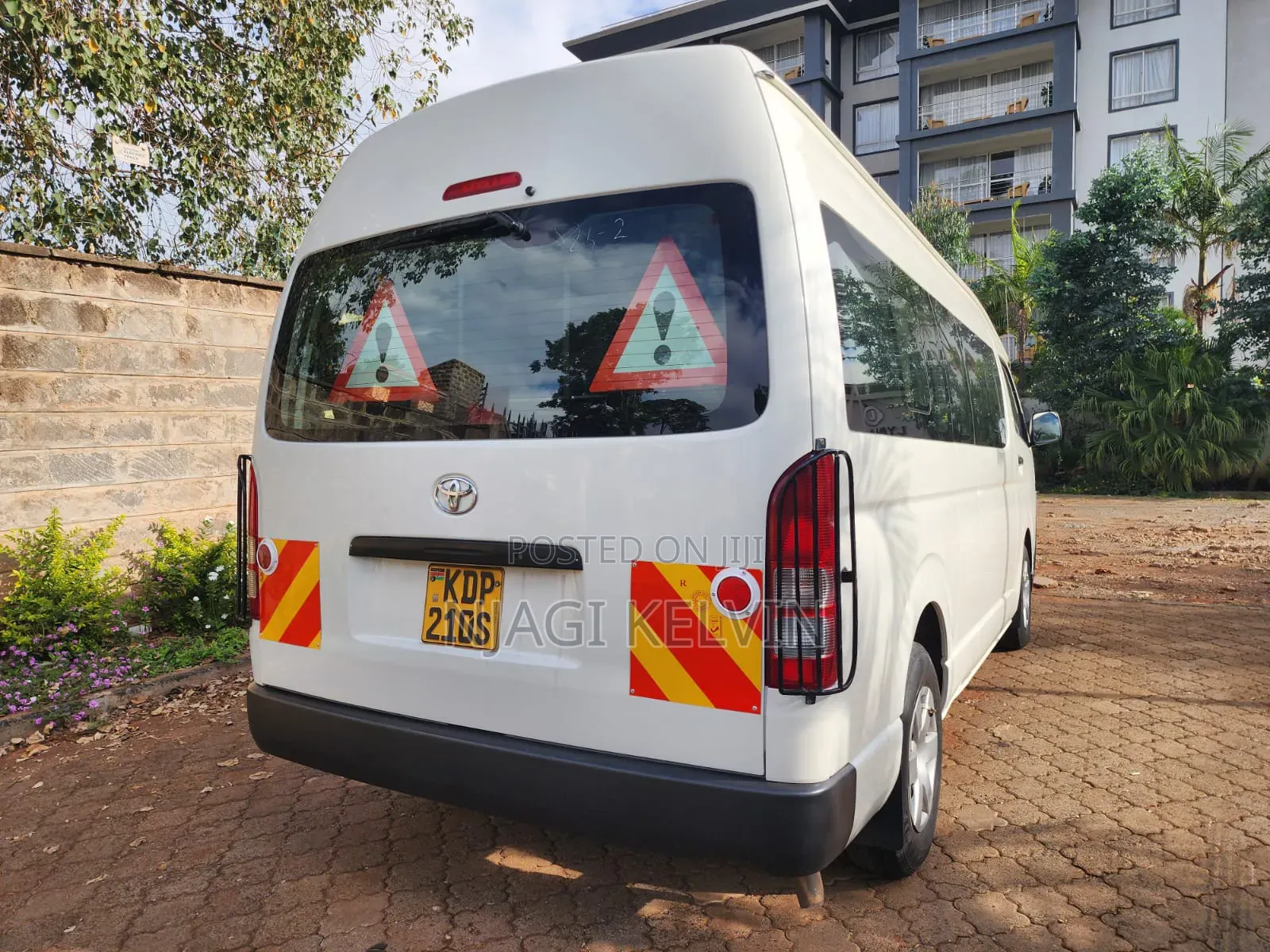 Toyota HiAce 2023 White