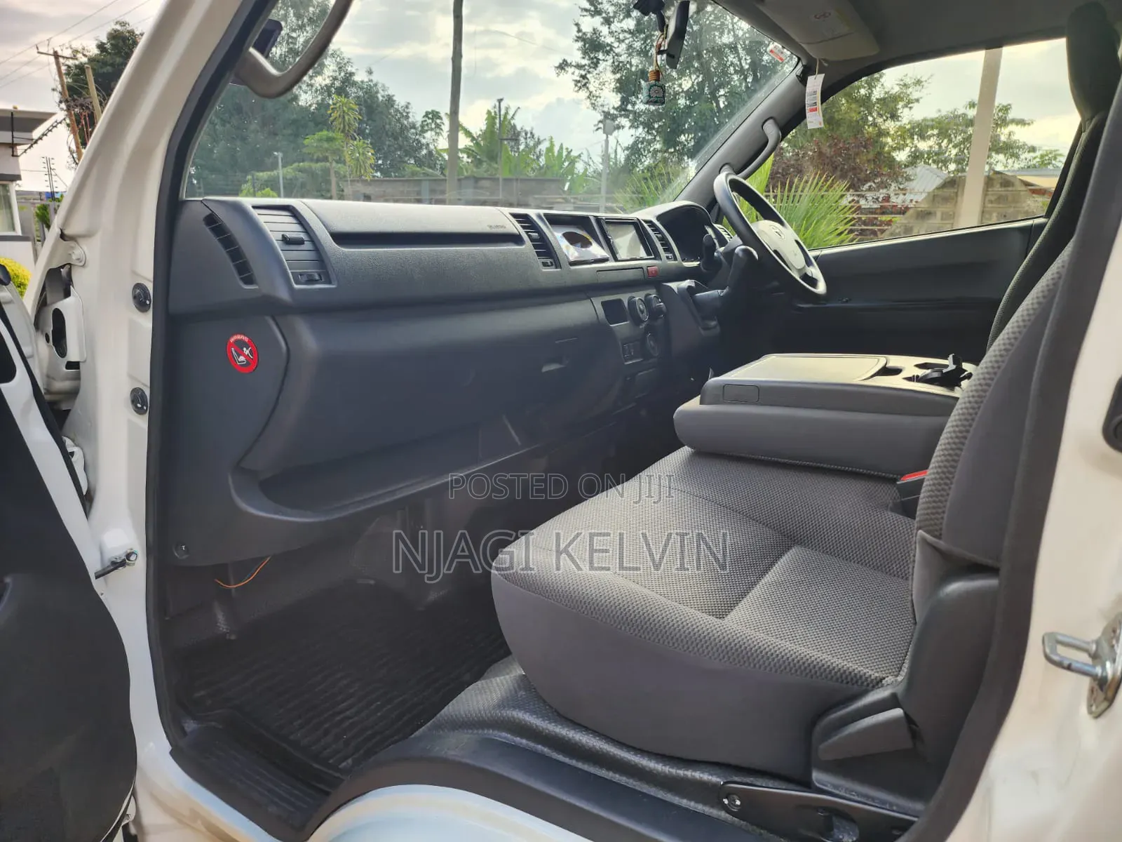 Toyota HiAce 2023 White