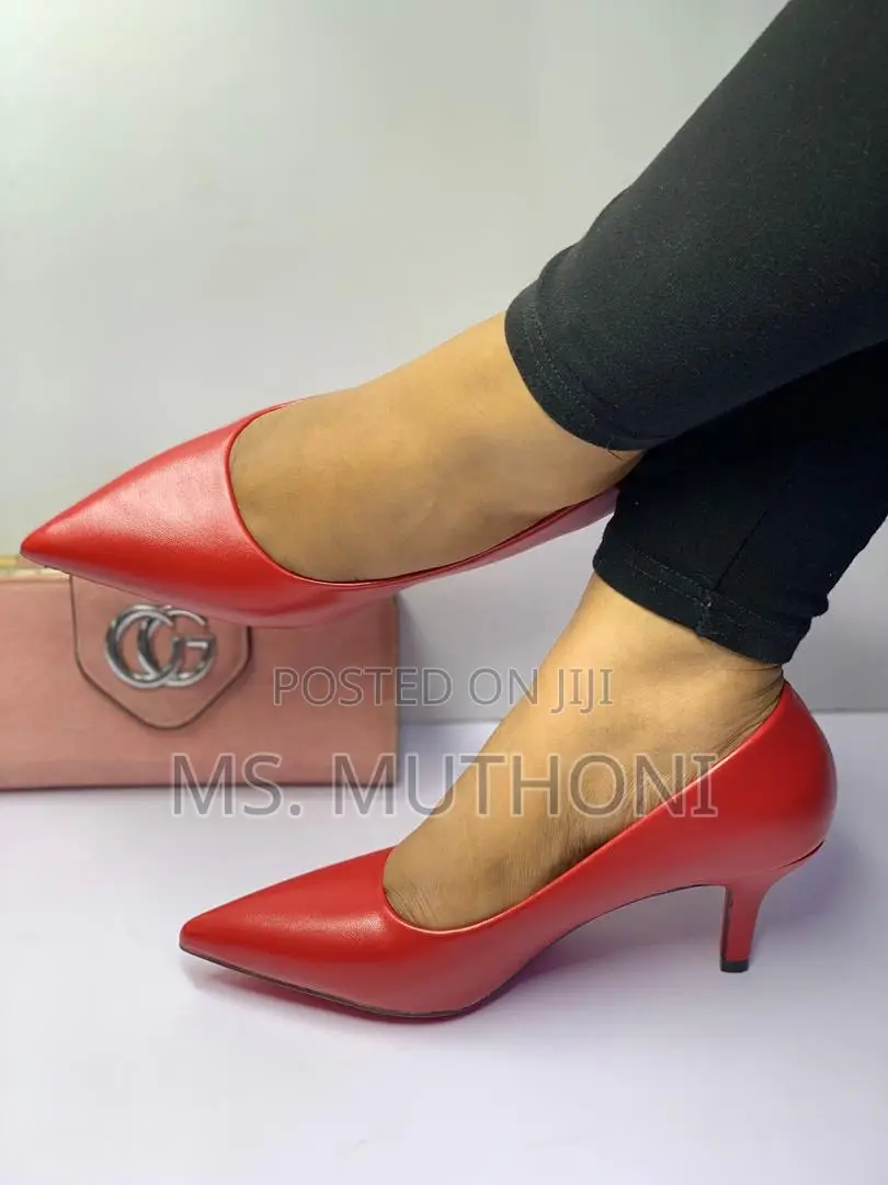 Ladies Low Heel Official Pumps