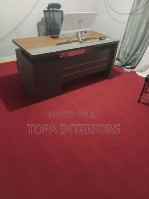 Office Wall to Wall Carpets Available in Various Colours and Designs