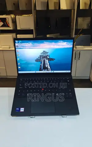 Laptop Lenovo ThinkPad T14 16GB Intel Core Ultra 7 SSD 512GB