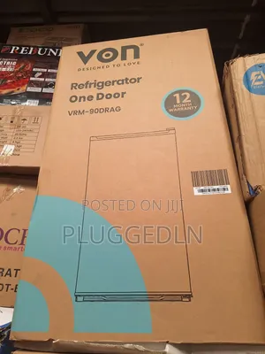 Von VRM-90drag One Door Mini Fridge