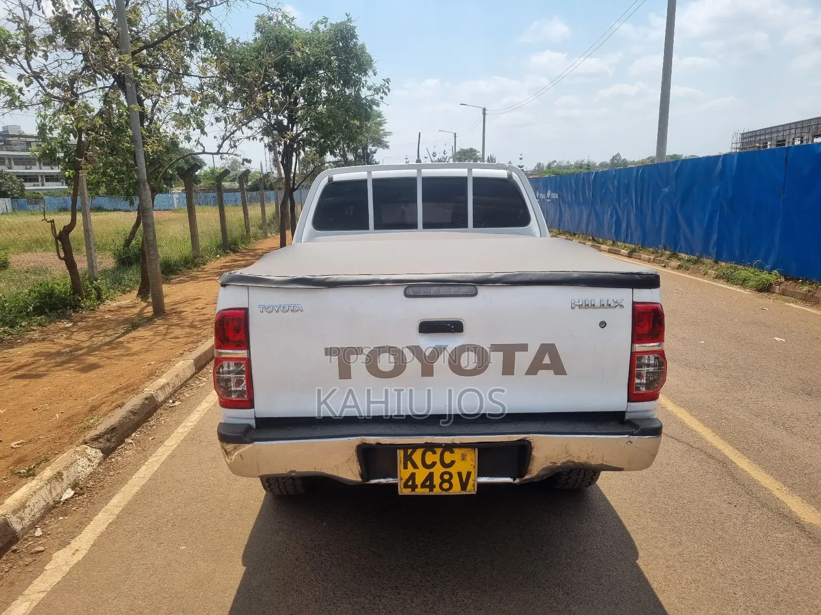 Toyota Hilux 2014 Off white