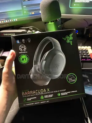 Razer Barracuda X - Wireless Multi-Platform Gaming Mobile Headset.