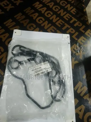 Top Cover Seal Nissan Hr12