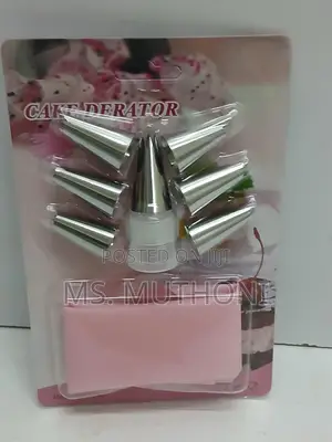 Multifunctional Cake Decorating Tools Set