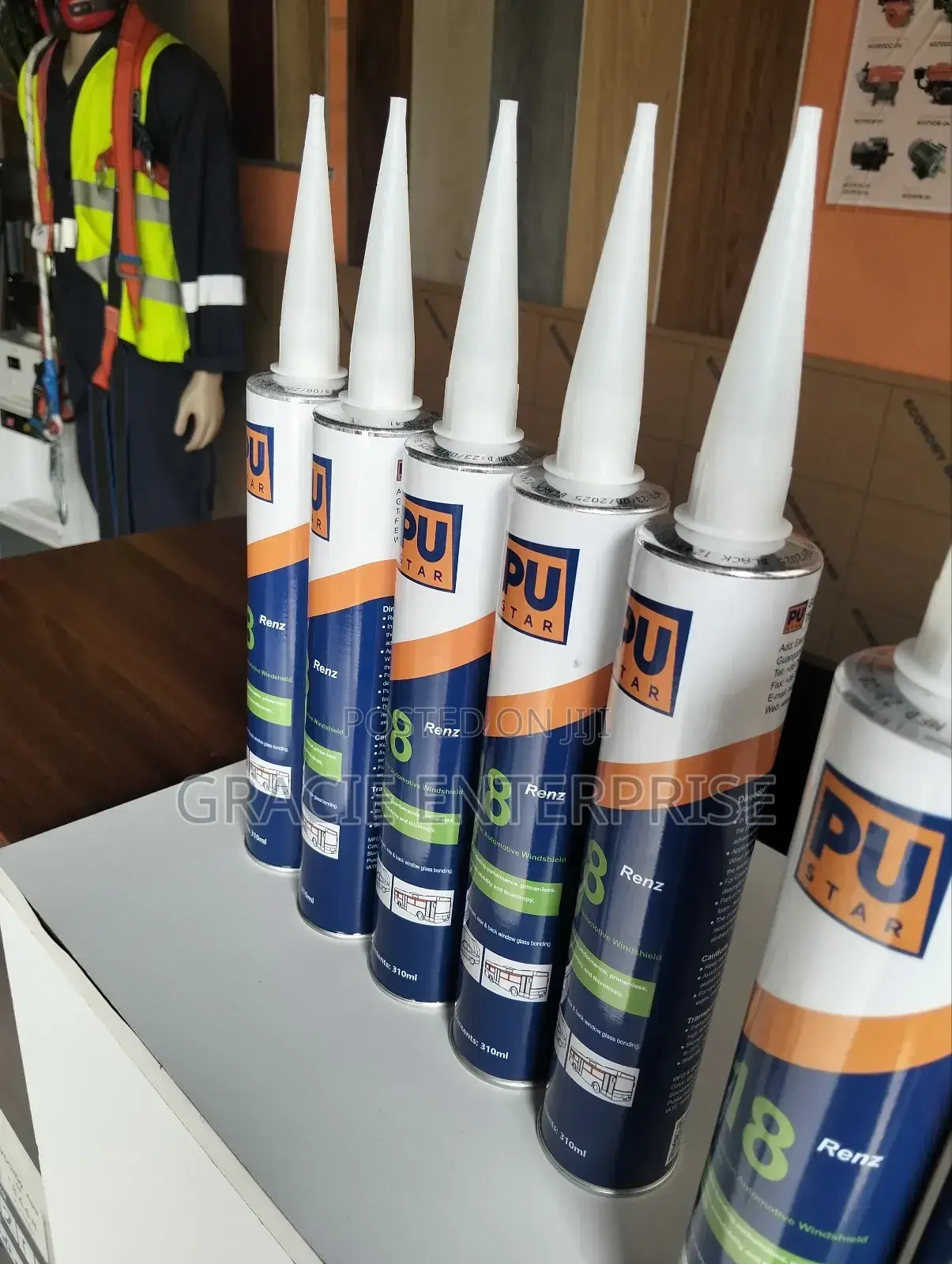 Glass Sealant/ Pu Star 18 Polyurethane Automotive Windshield Adhesive