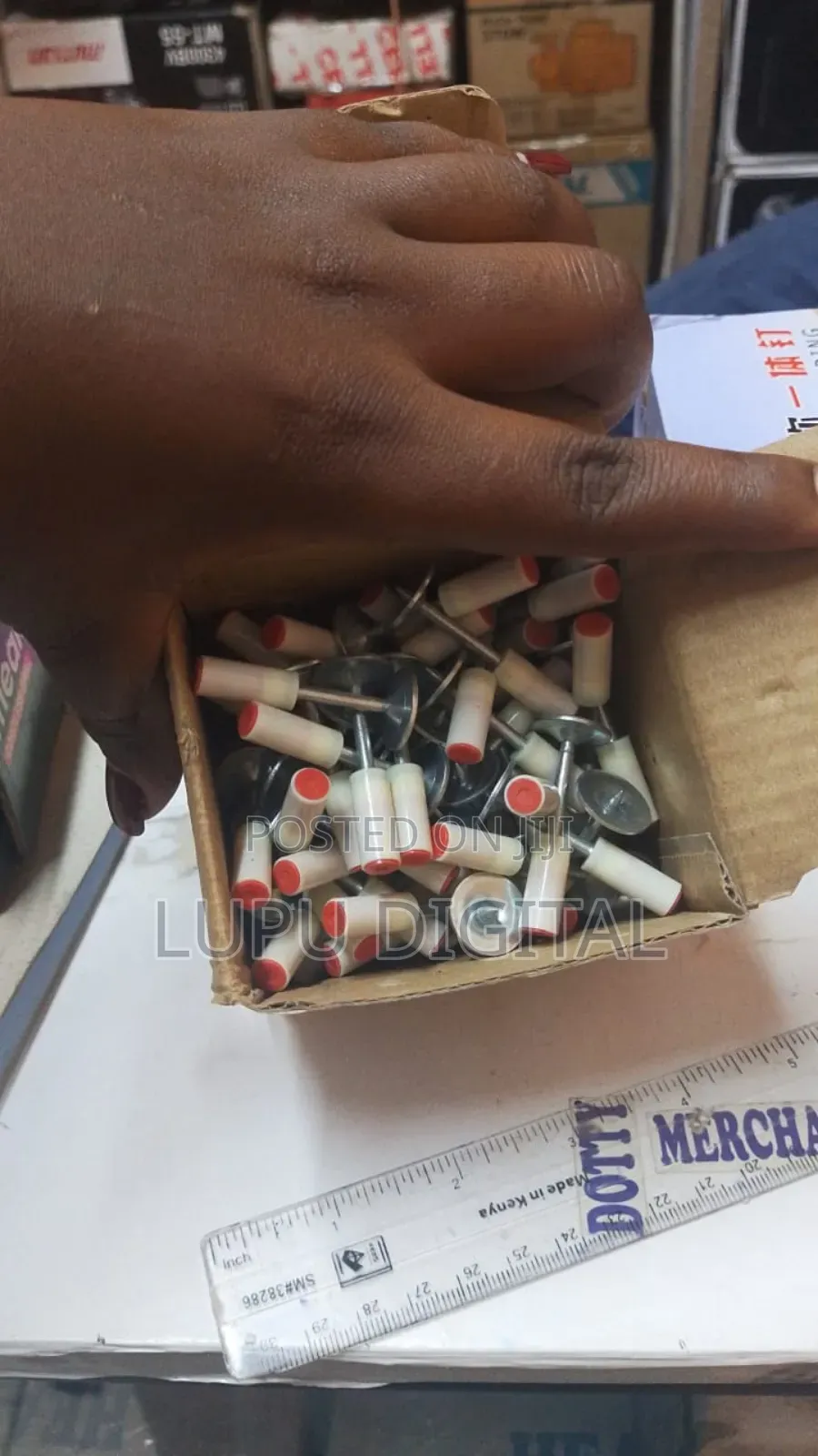100 Pieces Per Box Concrete Nails