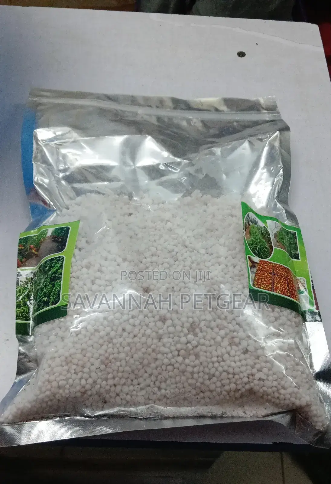 Hydroponics Nutrient Mix, Designed for Soil-Free Farming (A B Set)
