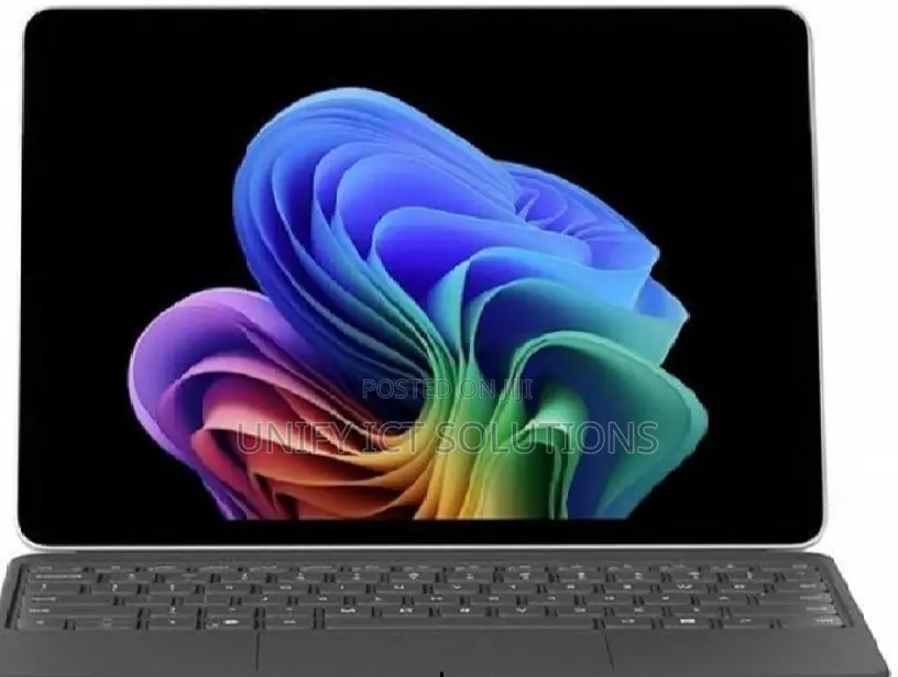 New Microsoft Surface Pro 16GB Qualcomm Snapdragon X Plus SSD 512GB