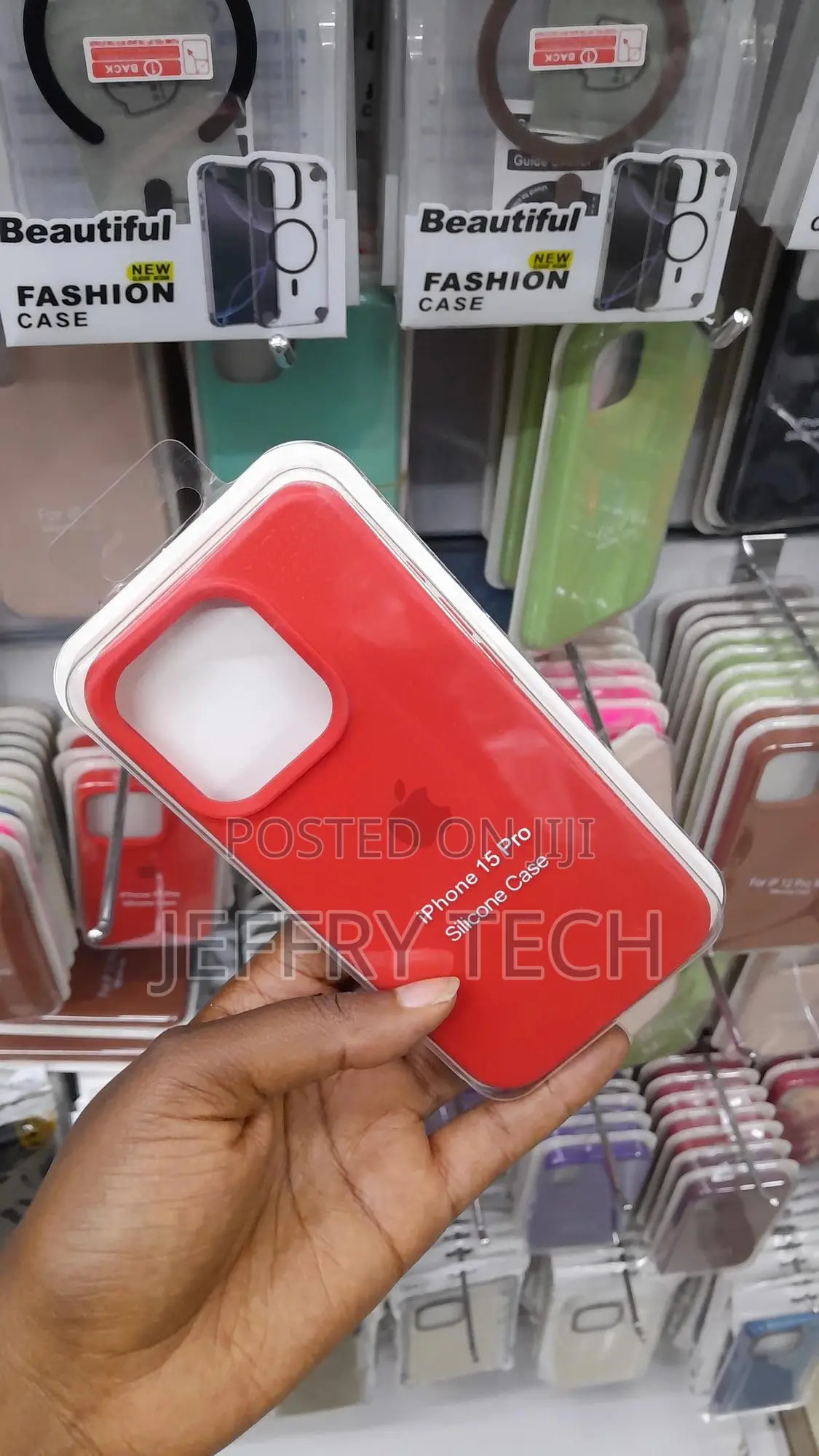 Coffker iPhone 15 Pro Liquid Silicone Case Case With Microfiber Linin