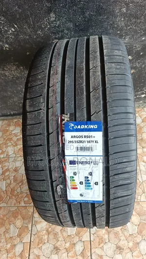 295/35r21 Roadking Tyre