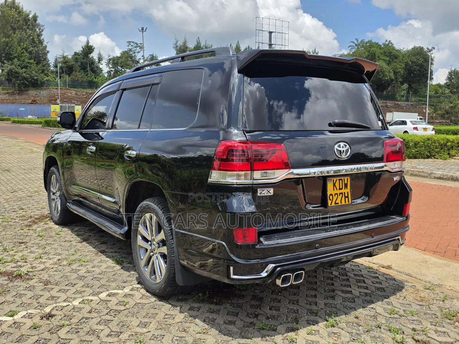Toyota Land Cruiser 2011 Black