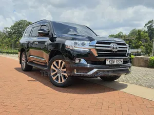 Toyota Land Cruiser 2011 Black