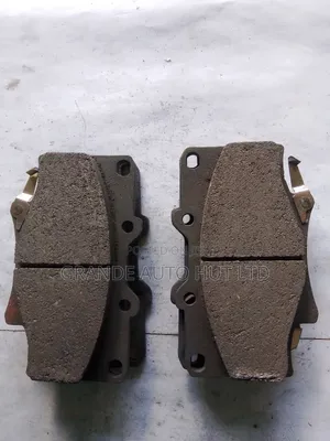Front Brake Pads for Toyota Landcruiser Prado (Lamda Brand)
