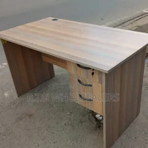 Spacious 1.5m Work Desk