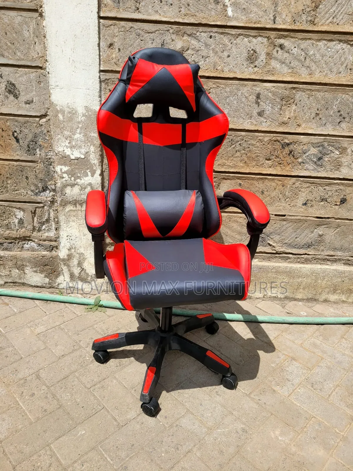 Black Adjustable Gaming Seat Chair
