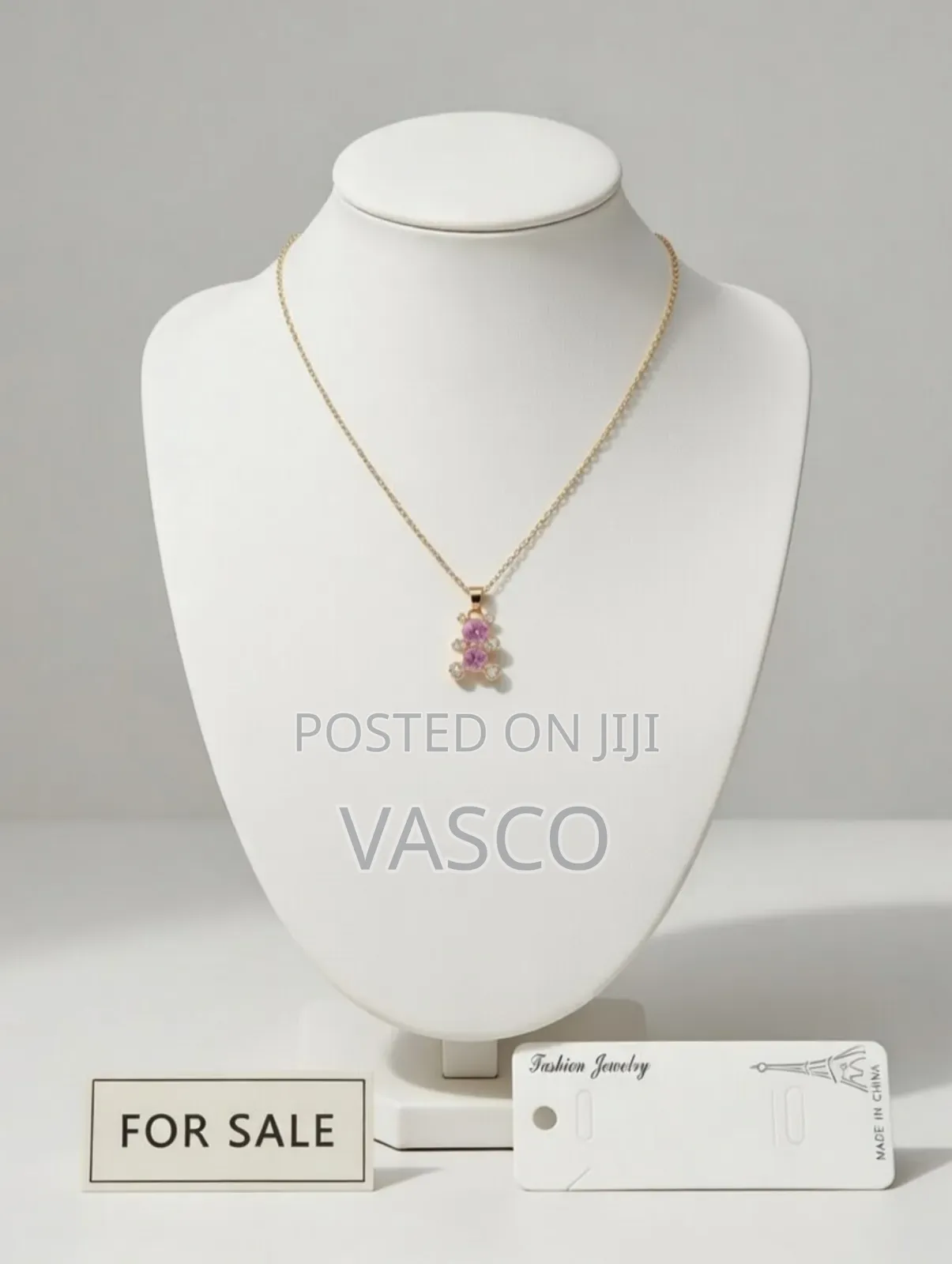 Women's Necklaces