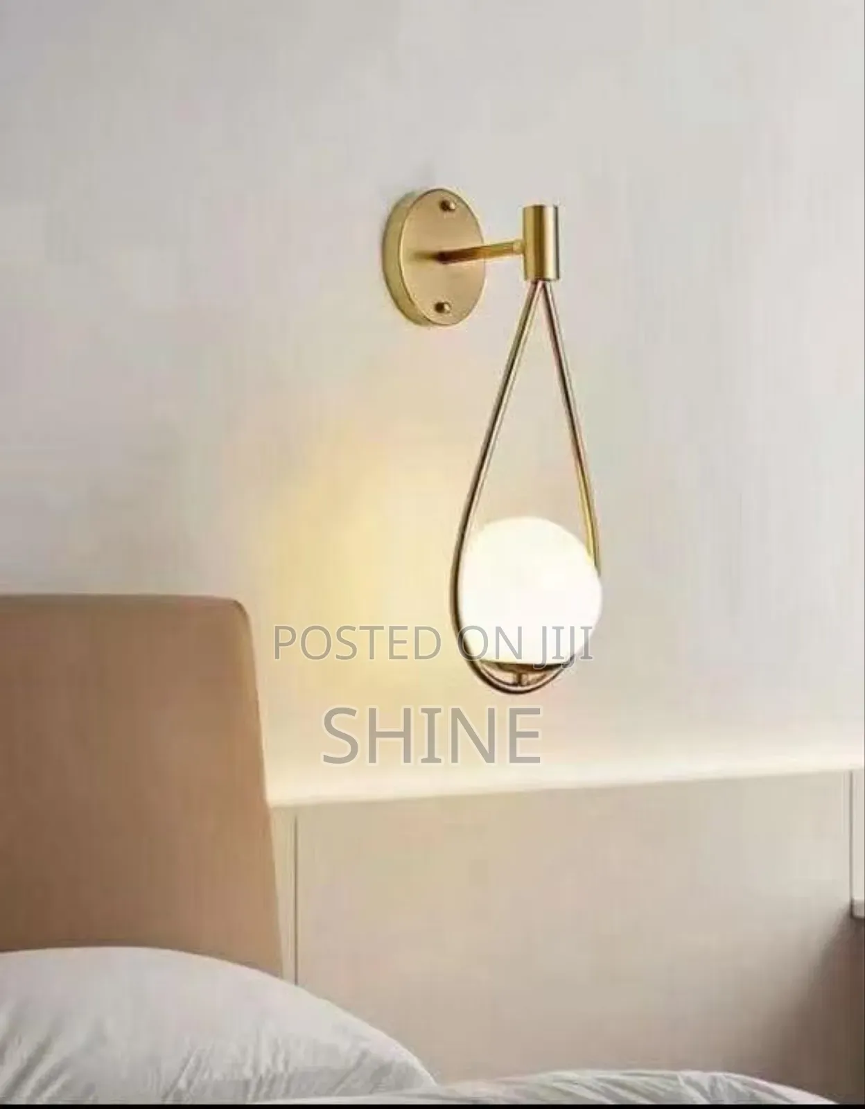Teardrop Shaped Wall Light