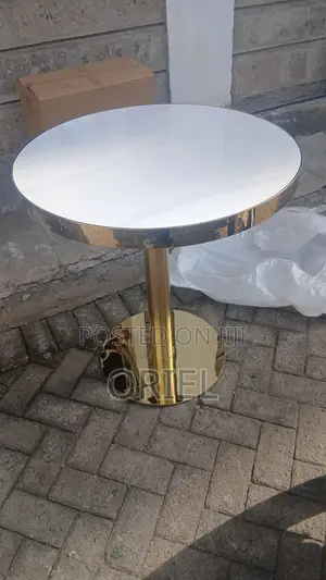 Dining Tables; Chic Circular Dining Table for Home