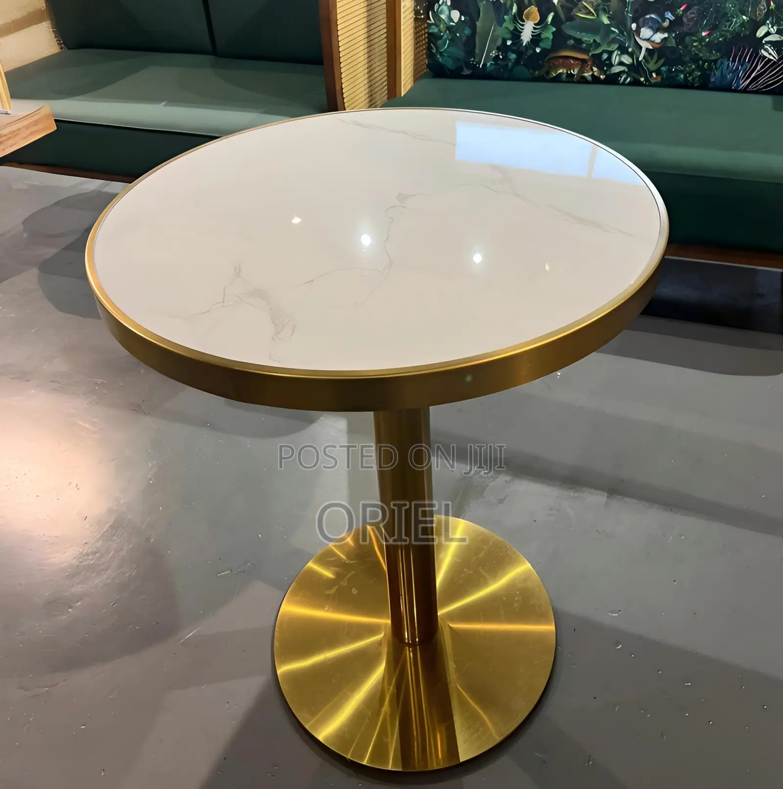 Dining Tables; Chic Circular Dining Table for Home