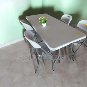 1.8m Rectangular White Foldable Table