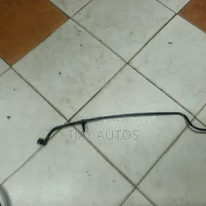 Land Rover Range Rover Reservoir Water Hose 3.0 5.0 Engine Lr146301