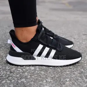 Adidas U Path Run