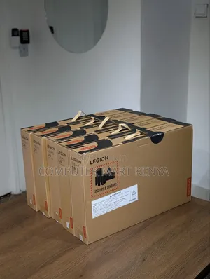 New Laptop Lenovo Legion 5 32GB Intel Core Ultra 9 SSD 1T