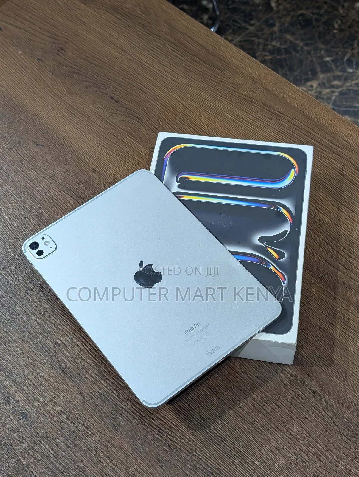 New Apple iPad Pro 13 (2025) 256 GB Silver