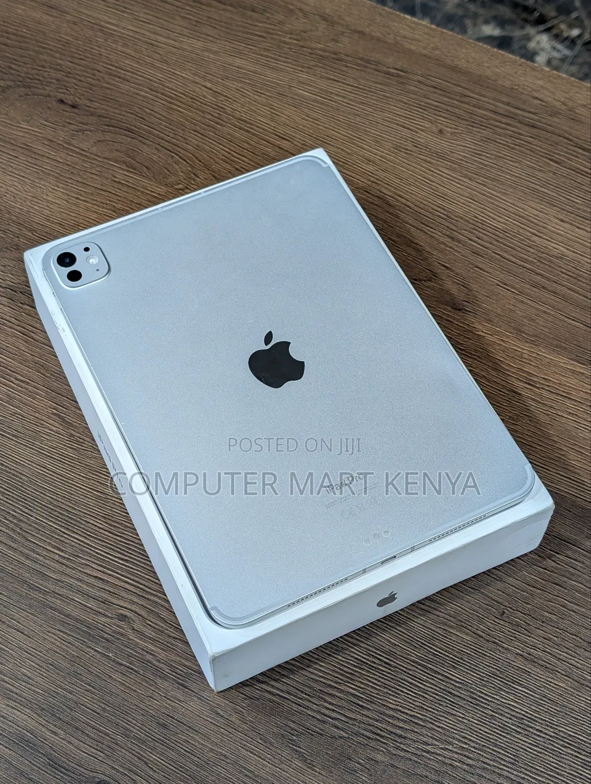 New Apple iPad Pro 13 (2025) 256 GB Silver