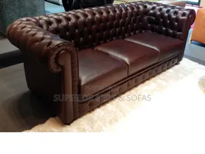 Quality Leather Chesterfield Sofa [3 Seater)