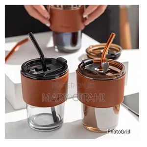Slub Glass Smoothie Cup With Straw And Leather Cover