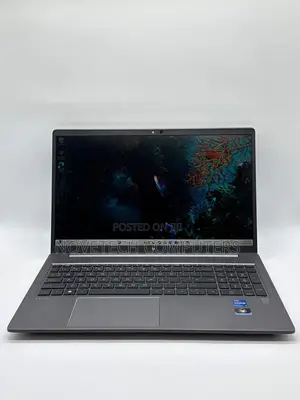 Laptop HP ZBook Power G9 i7 32GB Intel Core i7 SSD 512GB