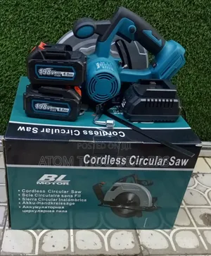 Makita Cordless Circular Saw Blue 9