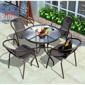 Modern 4 Seater Patio Dining Set for Balcony Garden