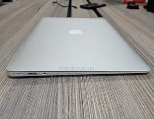 Laptop Apple MacBook Air 2017 8GB Intel Core i5 SSD 256GB